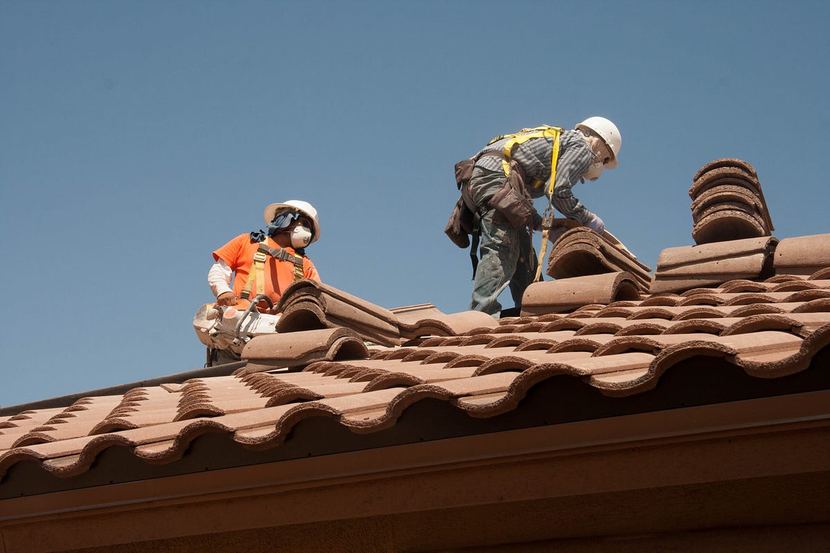 roofing maintenance companies